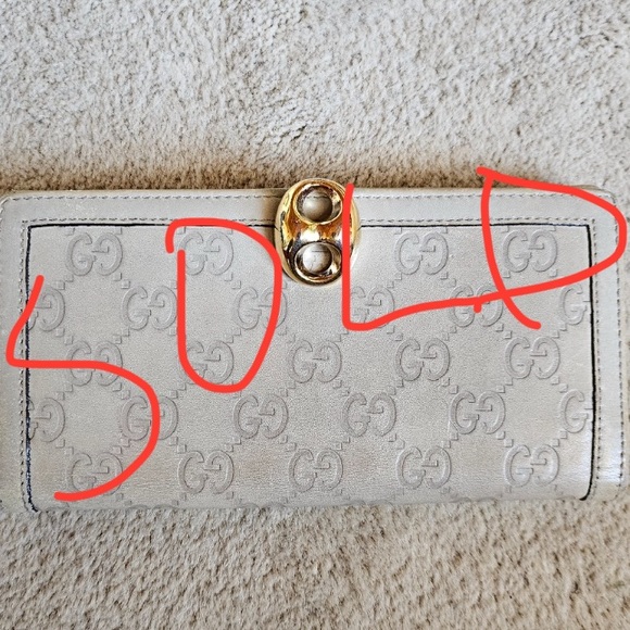 Gucci Ivory Embossed Leather Long Wallet Gold Bamboo Hardware - Picture 1 of 16